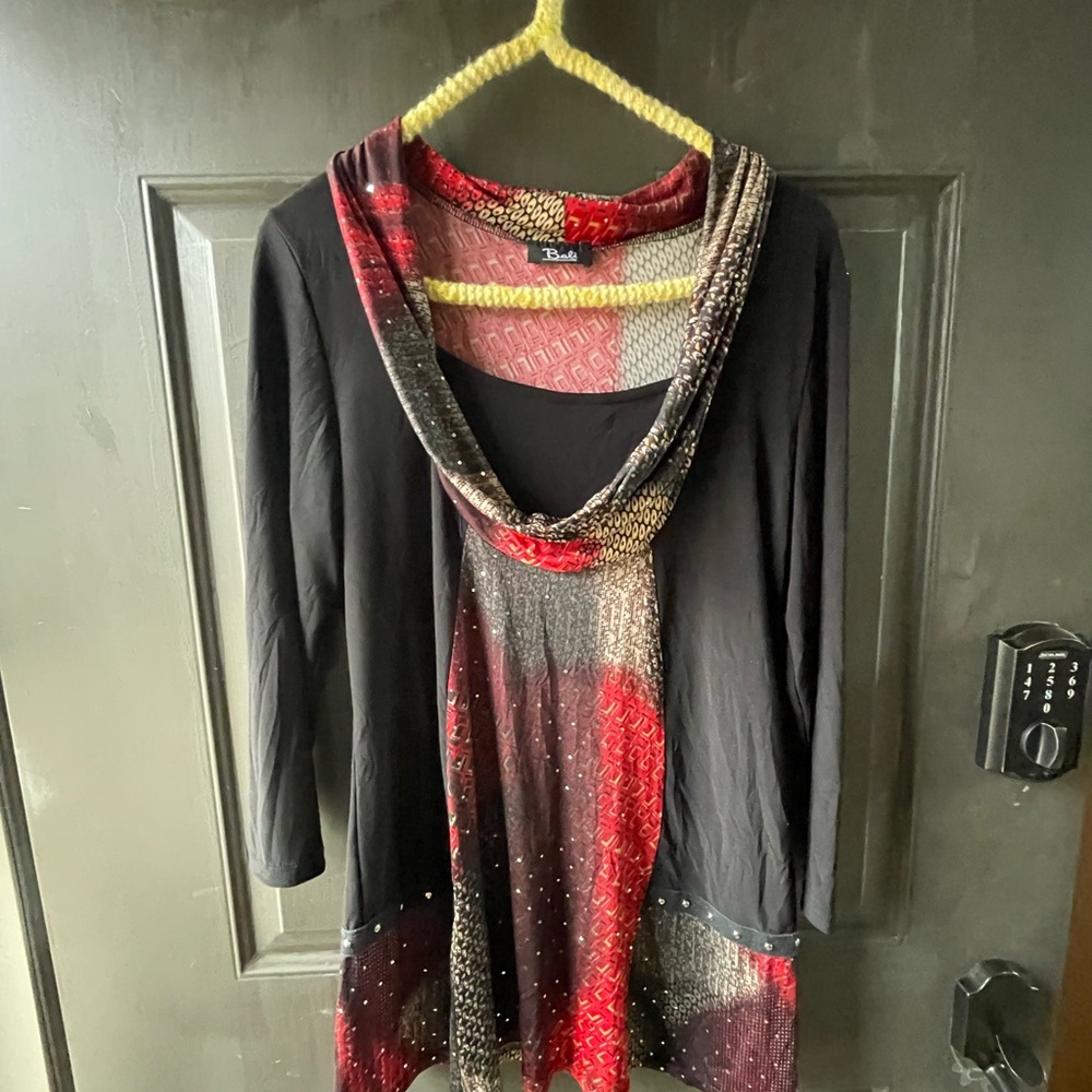 Bali Black and Red Women's Top